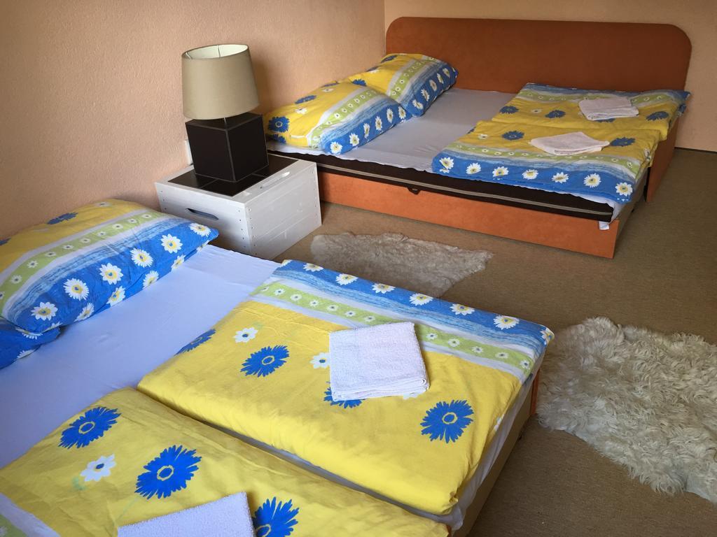 Apartmanovy Dom Králiky Buitenkant foto