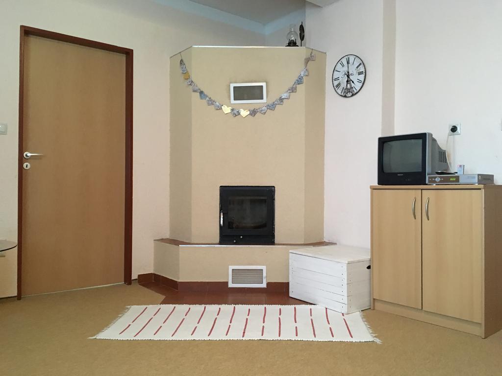 Apartmanovy Dom Králiky Buitenkant foto